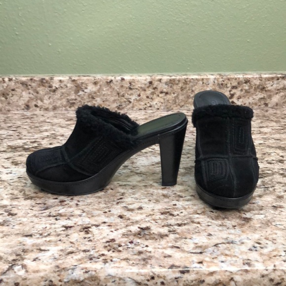 Coach Black Suede Fleece Trim Mule, Size 6.5B - Picture 1 of 6